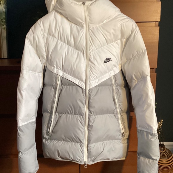 Nike Winter Jacket - Picture 5 of 5